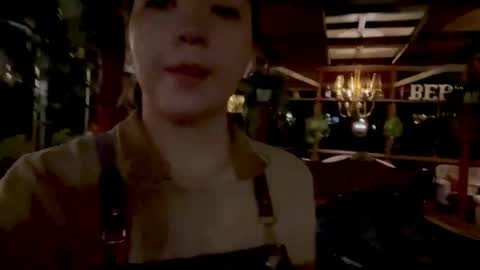Snapshot of sueanncoward chatting on June 3, 2026, 6:24 pm Katrina online show from June 3, 2026, 6:24 pm