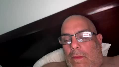 suecoalsu1234 online show from March 18, 2026, 3:53 am