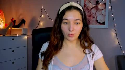 Snapshot of sugar_xmegan chatting on December 19, 2024, 5:29 pm Megan online show from December 19, 2024, 5:29 pm