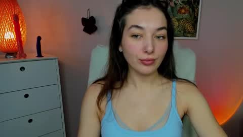 Snapshot of sugar_xmegan chatting on November 6, 2025, 11:00 am Megan online show from November 6, 2025, 11:00 am