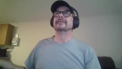 Snapshot of sugarbear66 chatting on December 23, 2024, 5:39 am Teddybear Richard online show from December 23, 2024, 5:39 am