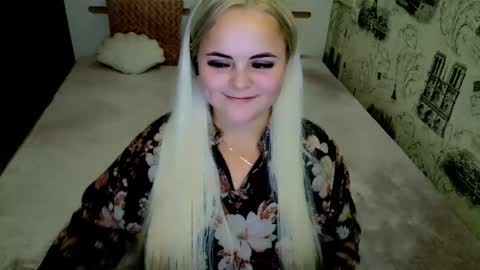 Snapshot of sugarkissx chatting on October 10, 2025, 7:35 pm sugarkissx online show from October 10, 2025, 7:35 pm