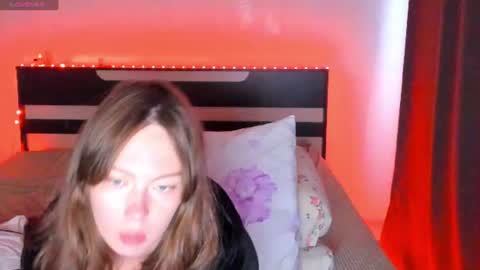Lola online show from July 12, 2026, 12:01 am