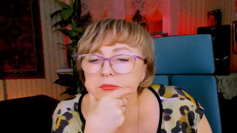 Snapshot of sugarvi chatting on October 22, 2025, 3:45 pm Vivien online show from October 22, 2025, 3:45 pm