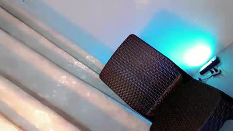 Snapshot of sugarxbaby_ chatting on March 12, 2025, 8:20 pm LoveSugar online show from March 12, 2025, 8:20 pm