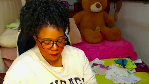 Snapshot of suggarbaby1 chatting on December 10, 2024, 6:11 am Cami Back in 2 hours online show from December 10, 2024, 6:11 am