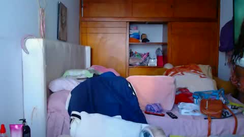 Snapshot of suggarbaby1 chatting on January 19, 2025, 10:17 pm Cami Back in 2 hours online show from January 19, 2025, 10:17 pm