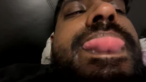 Let me be your knight that saves you online show from February 20, 2025, 2:51 am