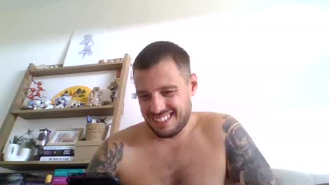 Snapshot of suggs124 chatting on August 2, 2026, 2:15 pm suggs124 online show from August 2, 2026, 2:15 pm