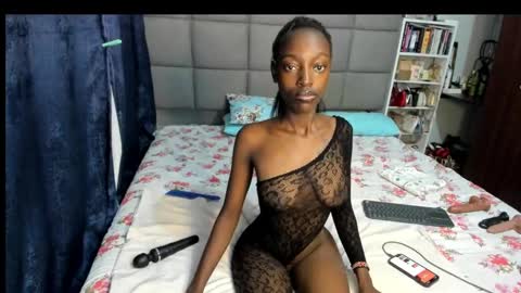suhaila_suu online show from January 6, 2025, 12:16 am