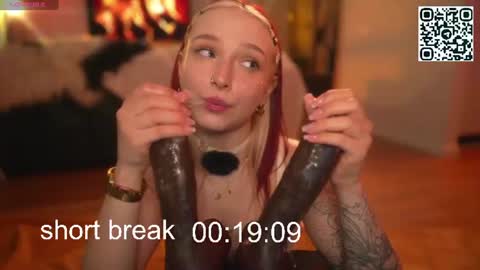 Snapshot of suk_ki chatting on July 16, 2026, 7:58 am Lika ginger Jessy blond online show from July 16, 2026, 7:58 am