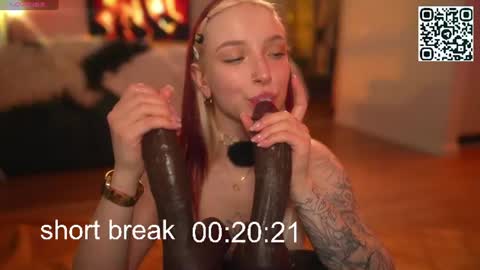 Snapshot of suk_ki chatting on July 24, 2026, 7:06 am Lika ginger Jessy blond online show from July 24, 2026, 7:06 am