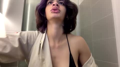 Snapshot of sukulaurens chatting on September 27, 2025, 3:11 am Suku Ren online show from September 27, 2025, 3:11 am