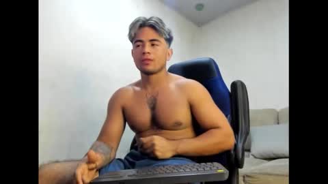 Snapshot of sukuna_hara chatting on September 21, 2025, 1:29 am sukuna_hara online show from September 21, 2025, 1:29 am