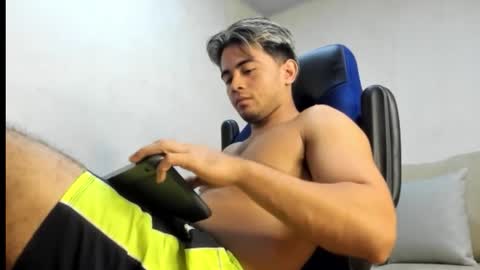 Snapshot of sukuna_hara chatting on October 14, 2025, 3:29 am sukuna_hara online show from October 14, 2025, 3:29 am