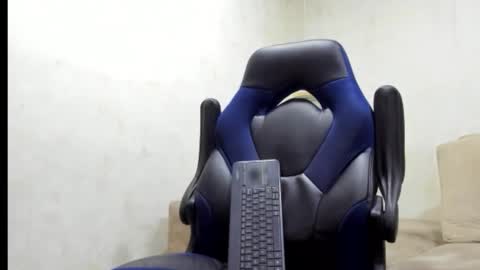 Snapshot of sukuna_hara chatting on November 6, 2025, 2:18 pm sukuna_hara online show from November 6, 2025, 2:18 pm