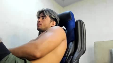 Snapshot of sukuna_hara chatting on November 17, 2025, 2:01 pm sukuna_hara online show from November 17, 2025, 2:01 pm