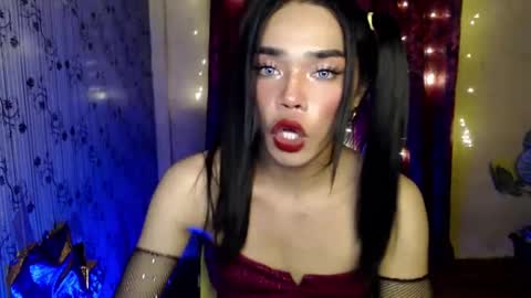 sultry_sirenxx online show from December 22, 2024, 12:38 pm