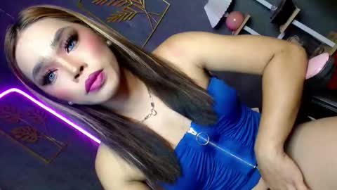 sultry_sirenxx online show from March 2, 2026, 5:53 pm