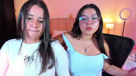 Snapshot of summer_girls01 chatting on December 21, 2024, 1:26 am summer_girls01 online show from December 21, 2024, 1:26 am