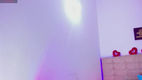 Snapshot of summer_girls01 chatting on November 16, 2025, 3:56 am summer_girls01 online show from November 16, 2025, 3:56 am