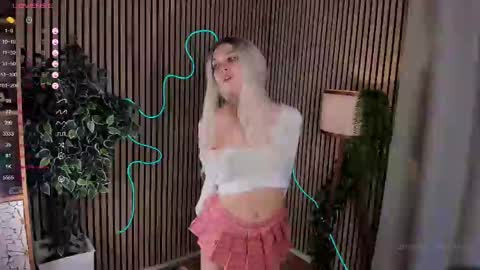 Snapshot of summer_lilac chatting on February 10, 2025, 7:15 am Nelly online show from February 10, 2025, 7:15 am