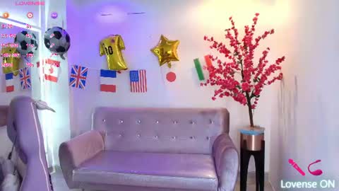 Snapshot of summer_miller chatting on June 17, 2026, 11:45 am summer_miller online show from June 17, 2026, 11:45 am