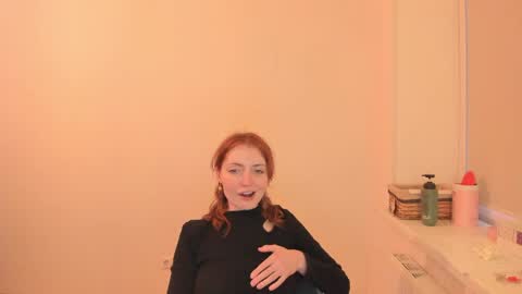 Snapshot of summer_preston chatting on May 31, 2026, 6:09 pm Summer Preston online show from May 31, 2026, 6:09 pm