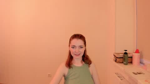 Snapshot of summer_preston chatting on June 23, 2026, 1:14 am Summer Preston online show from June 23, 2026, 1:14 am