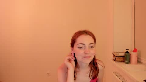 Snapshot of summer_preston chatting on July 28, 2026, 8:52 pm Summer Preston online show from July 28, 2026, 8:52 pm