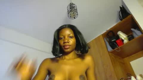 Snapshot of summerbuddy chatting on April 23, 2026, 5:30 am summerbuddy online show from April 23, 2026, 5:30 am
