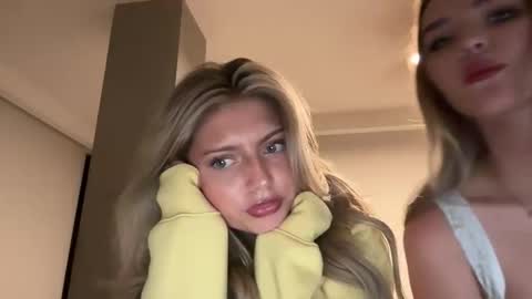 summerclarkee online show from March 22, 2026, 4:16 am