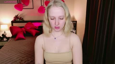 Snapshot of summerjem chatting on February 19, 2026, 5:36 am summerjem online show from February 19, 2026, 5:36 am