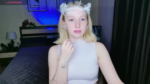 Snapshot of summerjem chatting on March 1, 2026, 7:32 am summerjem online show from March 1, 2026, 7:32 am