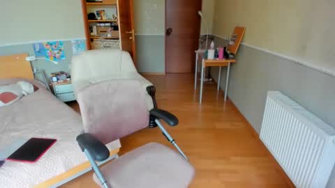 Snapshot of summerliza chatting on September 22, 2025, 2:52 pm summerliza online show from September 22, 2025, 2:52 pm