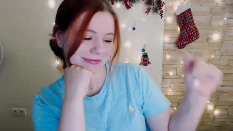 Snapshot of sun_lovely chatting on December 9, 2024, 5:51 am Alexi online show from December 9, 2024, 5:51 am