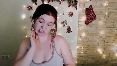 Snapshot of sun_lovely chatting on December 17, 2024, 10:54 pm Alexi online show from December 17, 2024, 10:54 pm