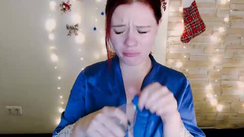 Snapshot of sun_lovely chatting on December 20, 2024, 11:05 pm Alexi online show from December 20, 2024, 11:05 pm