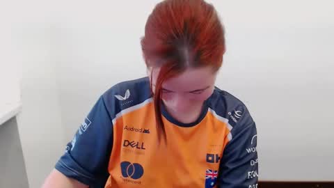 Snapshot of sun_lovely chatting on November 21, 2025, 9:30 am Alexi online show from November 21, 2025, 9:30 am