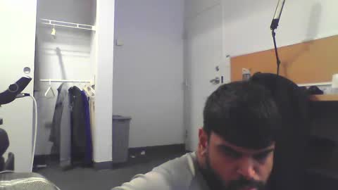 Sundoog online show from March 4, 2025, 5:34 pm