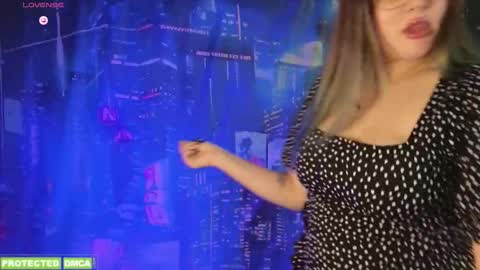 Snapshot of sunflower0907 chatting on October 28, 2025, 9:02 am Tina. Im topless model online show from October 28, 2025, 9:02 am