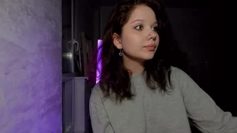 Snapshot of sunlovedamily chatting on February 21, 2025, 6:26 pm Amy online show from February 21, 2025, 6:26 pm