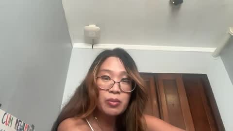 Snapshot of sunneeshellee chatting on June 24, 2026, 10:42 pm sunneeshellee online show from June 24, 2026, 10:42 pm