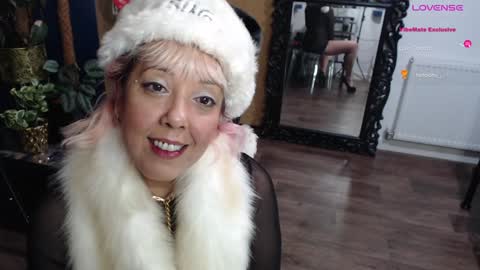 Sunni Knight online show from December 8, 2024, 4:25 am