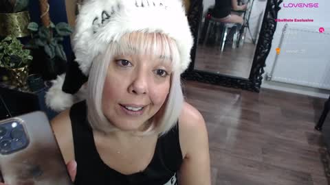 Sunni Knight online show from December 18, 2024, 2:21 am