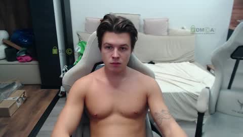 Alice and Sergey online show from November 6, 2025, 7:09 am