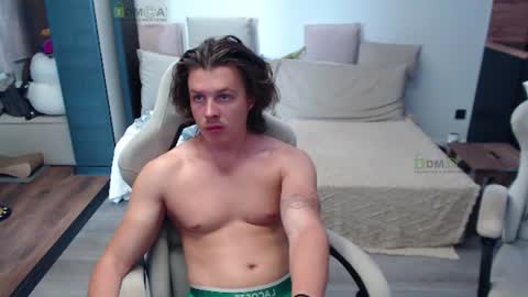 Snapshot of sunny1girl chatting on June 11, 2026, 7:06 am Alice and Sergey online show from June 11, 2026, 7:06 am