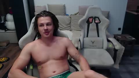 Snapshot of sunny1girl chatting on June 11, 2026, 7:12 pm Alice and Sergey online show from June 11, 2026, 7:12 pm