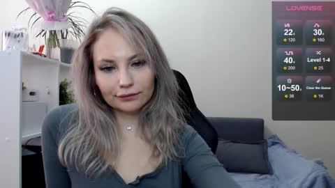 Naomi online show from March 11, 2025, 7:48 am
