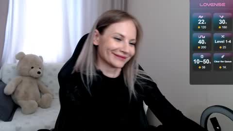 Naomi online show from April 24, 2026, 7:22 am
